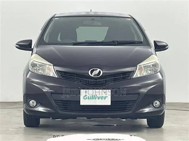 Toyota Vitz 2014 Black