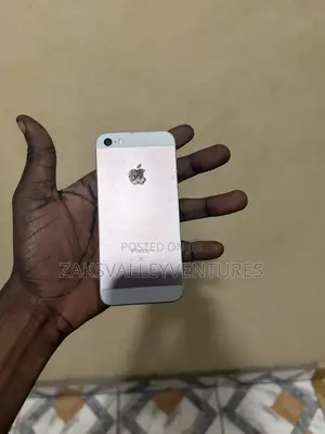 Apple iPhone SE 32 GB Rose Gold