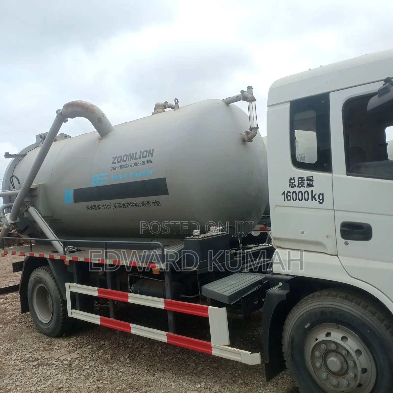 Vacuum Truck