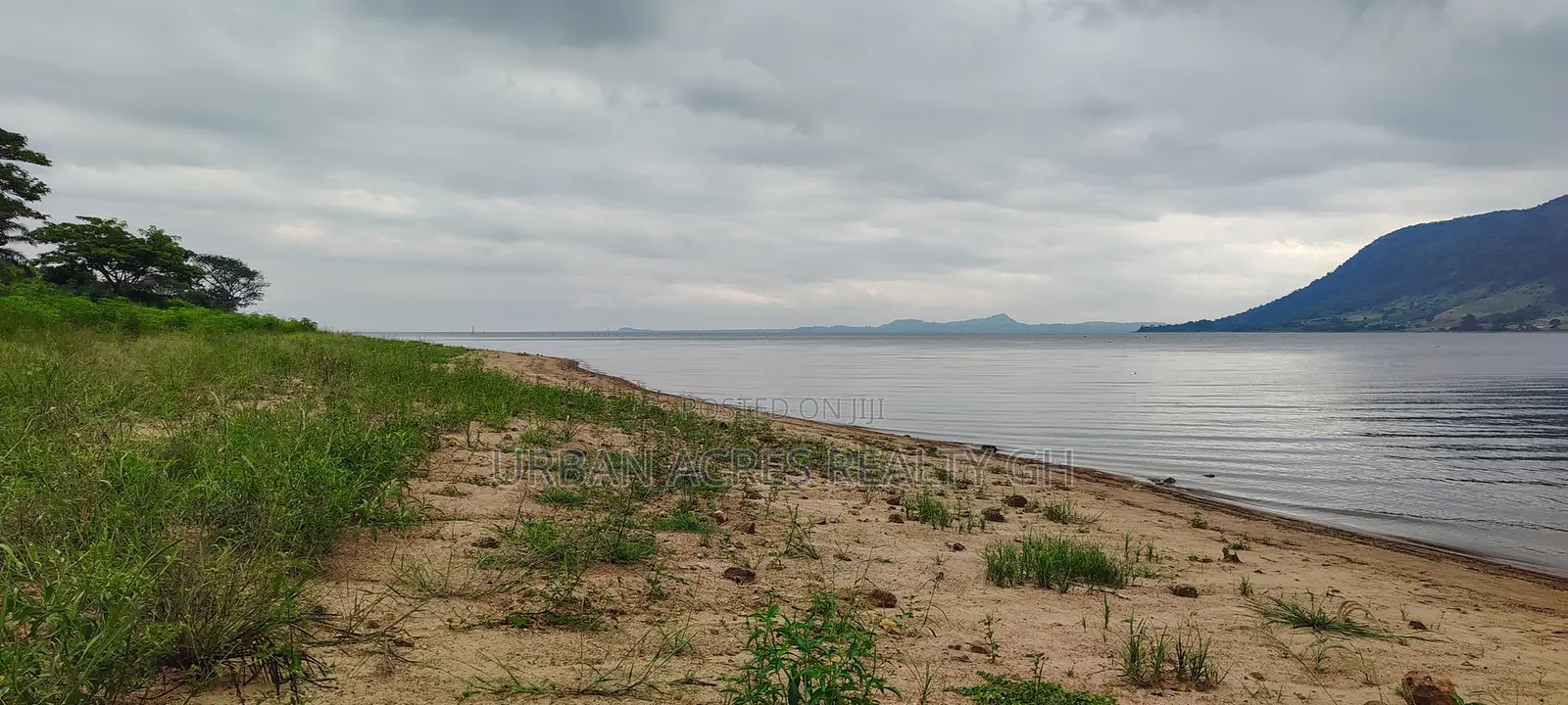 Volta Region, (DAYI DISTRICT) _ 1 Acre Riverfront Land