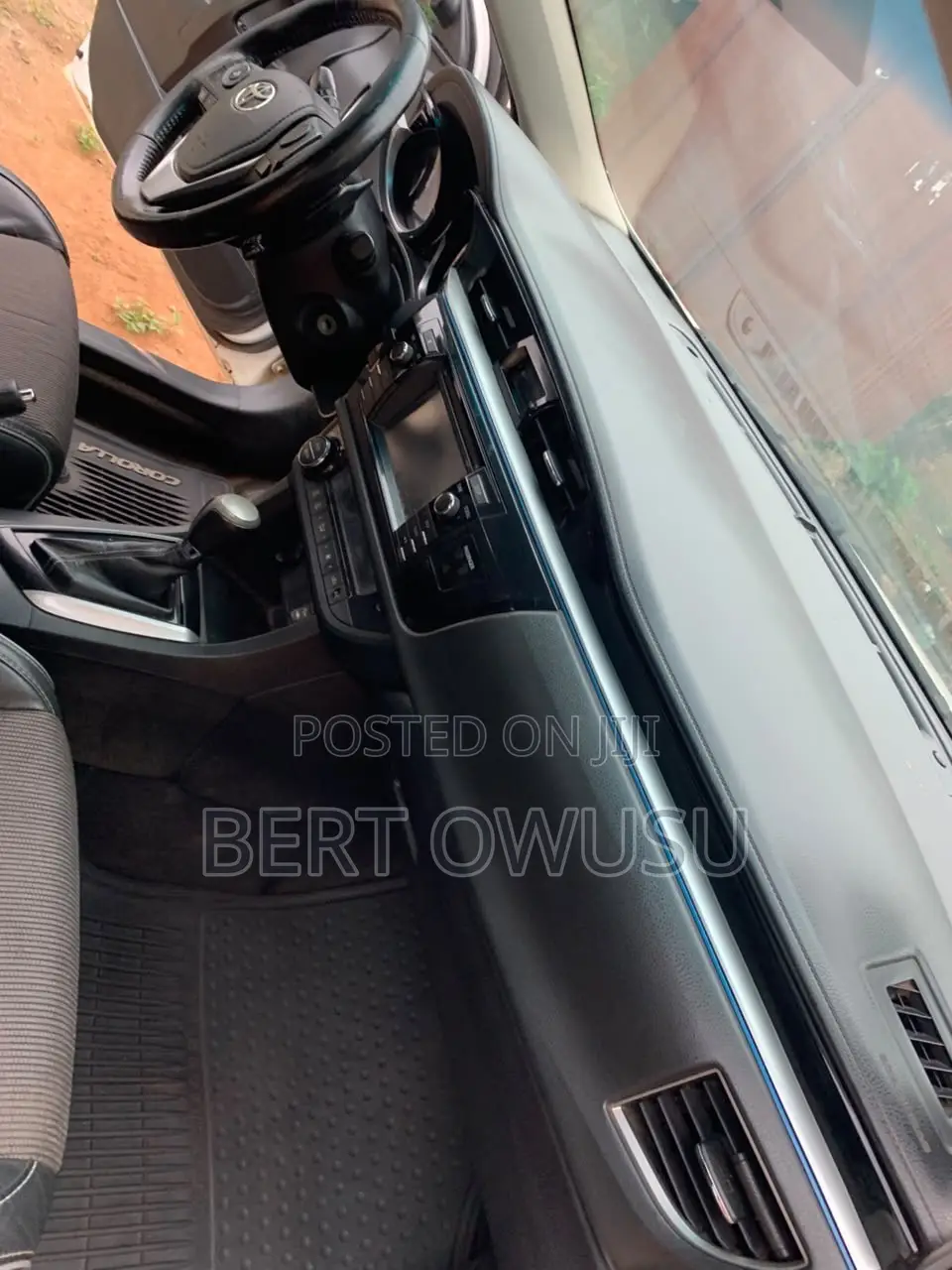 Toyota Corolla 2017 White