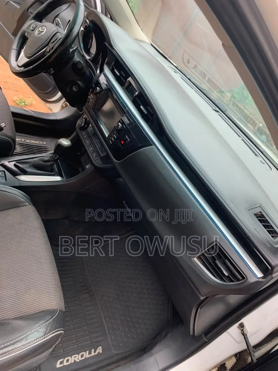 Toyota Corolla 2017 White