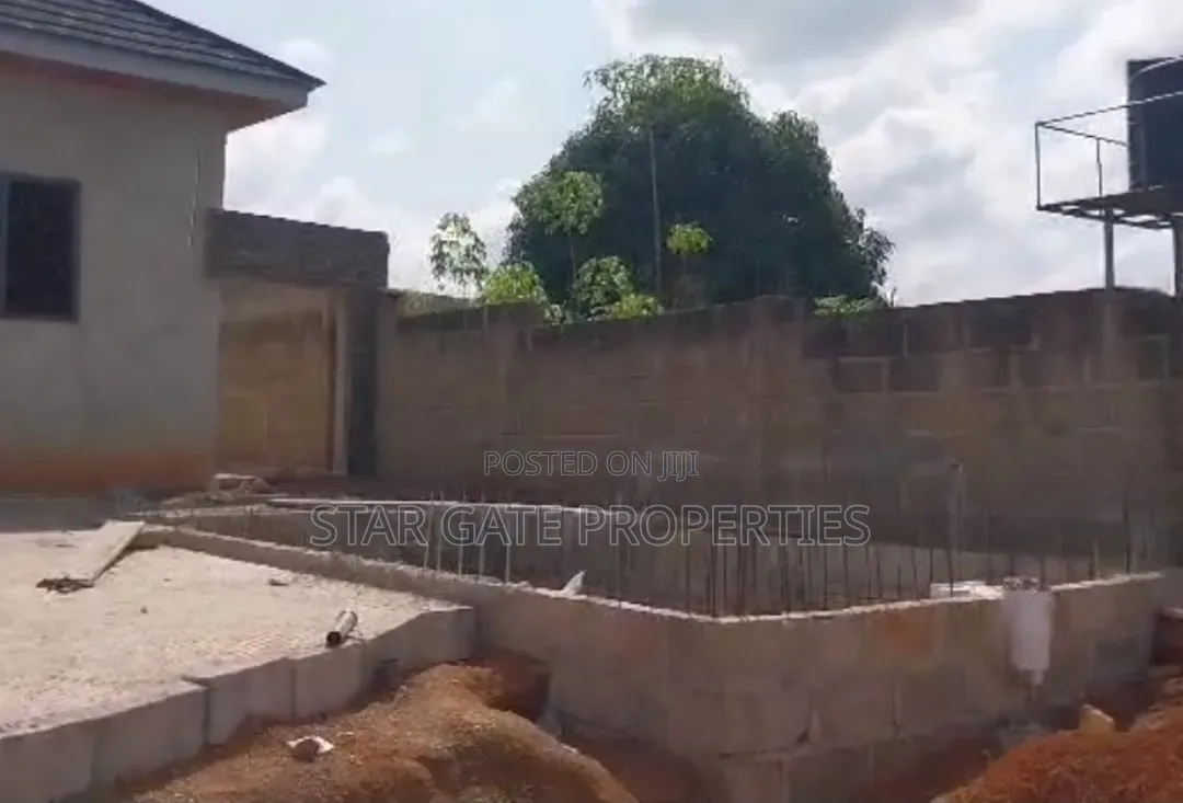 4bdrm House in Appiadu, Near Tech, Kumasi Metropolitan for sale