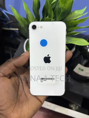 Apple iPhone SE (2022) 64 GB White