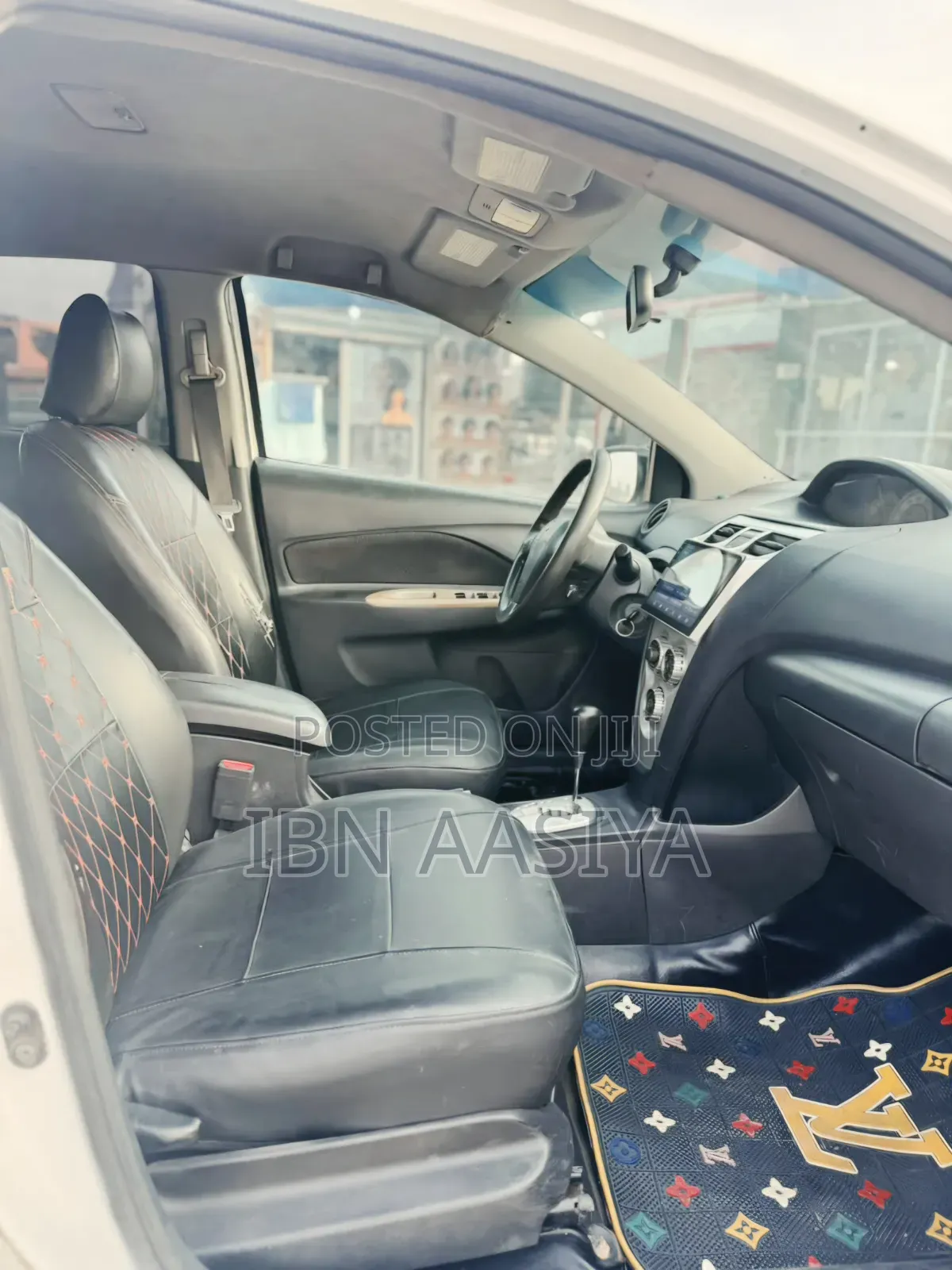 Toyota Yaris 2009 White