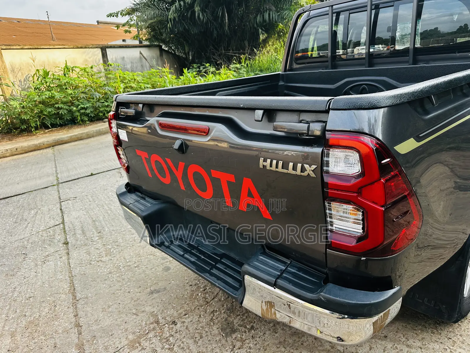 Toyota Hilux Revo Double Cab Deisel 2.4 AWD 2019 Gray