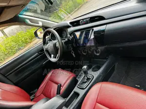 Toyota Hilux Revo Double Cab Deisel 2.4 AWD 2019 Gray