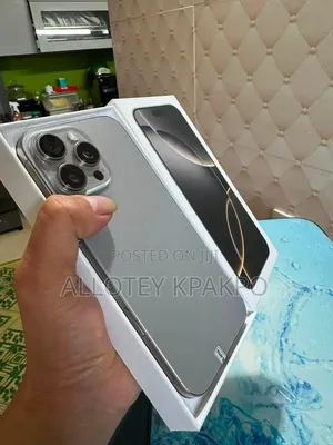 Apple iPhone 15 Pro Max 256 GB Silver