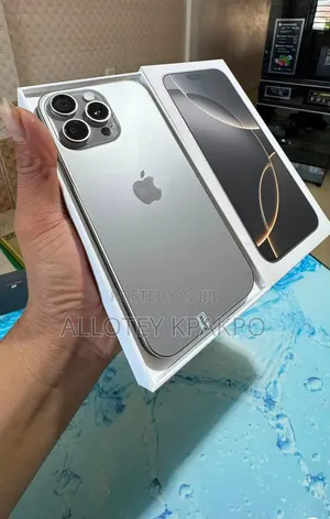 Apple iPhone 15 Pro Max 256 GB Silver