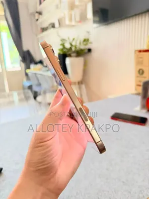 Apple iPhone 16 Pro Max 256 GB Gold