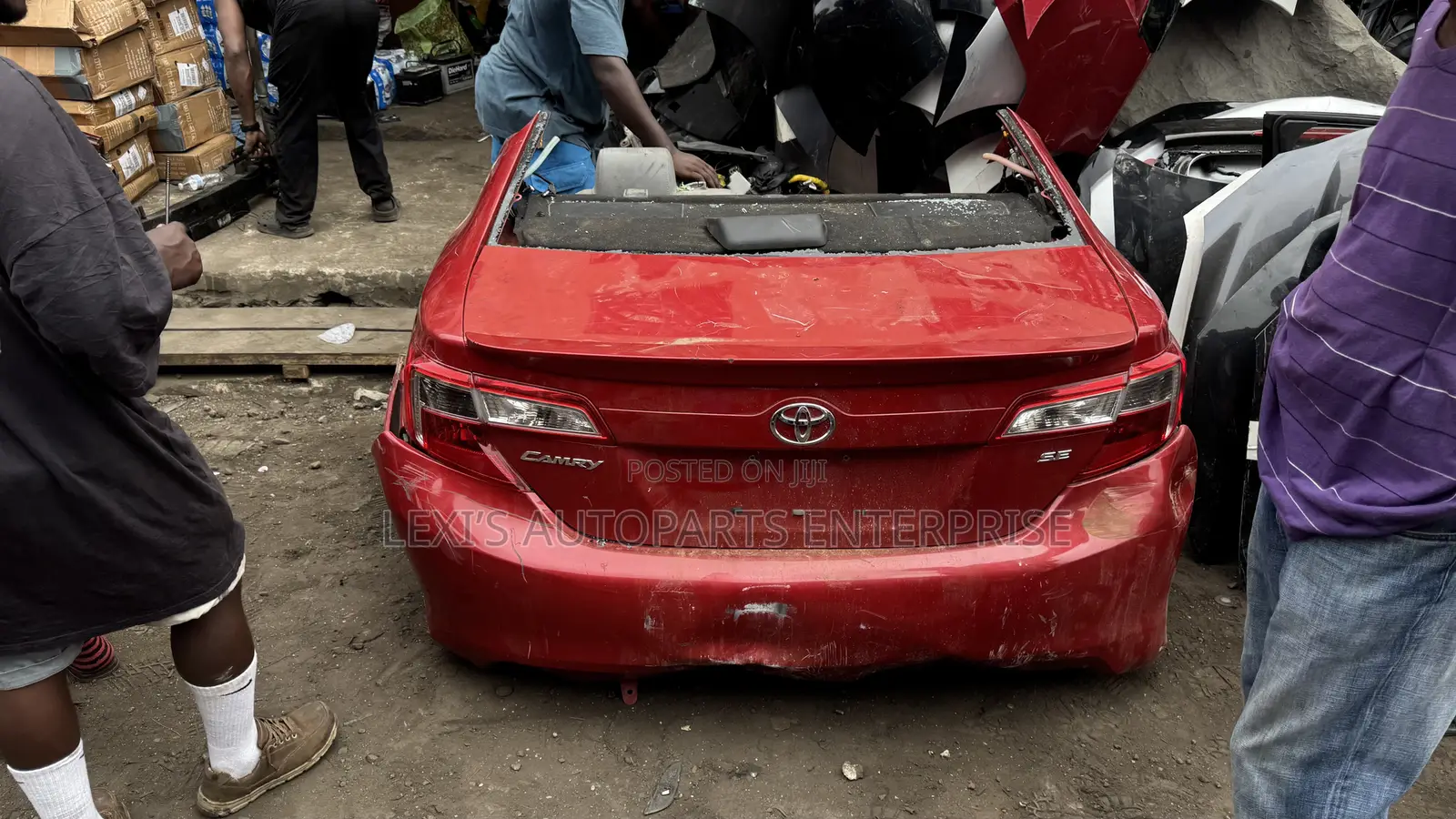 Toyota Camry (Spider) 2012,2013,2014 Backcut/ Quarter Panel Available