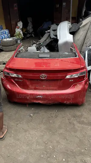 Toyota Camry (Spider) 2012,2013,2014 Backcut/ Quarter Panel Available