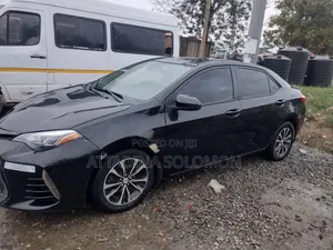 Toyota Corolla 2017 Black