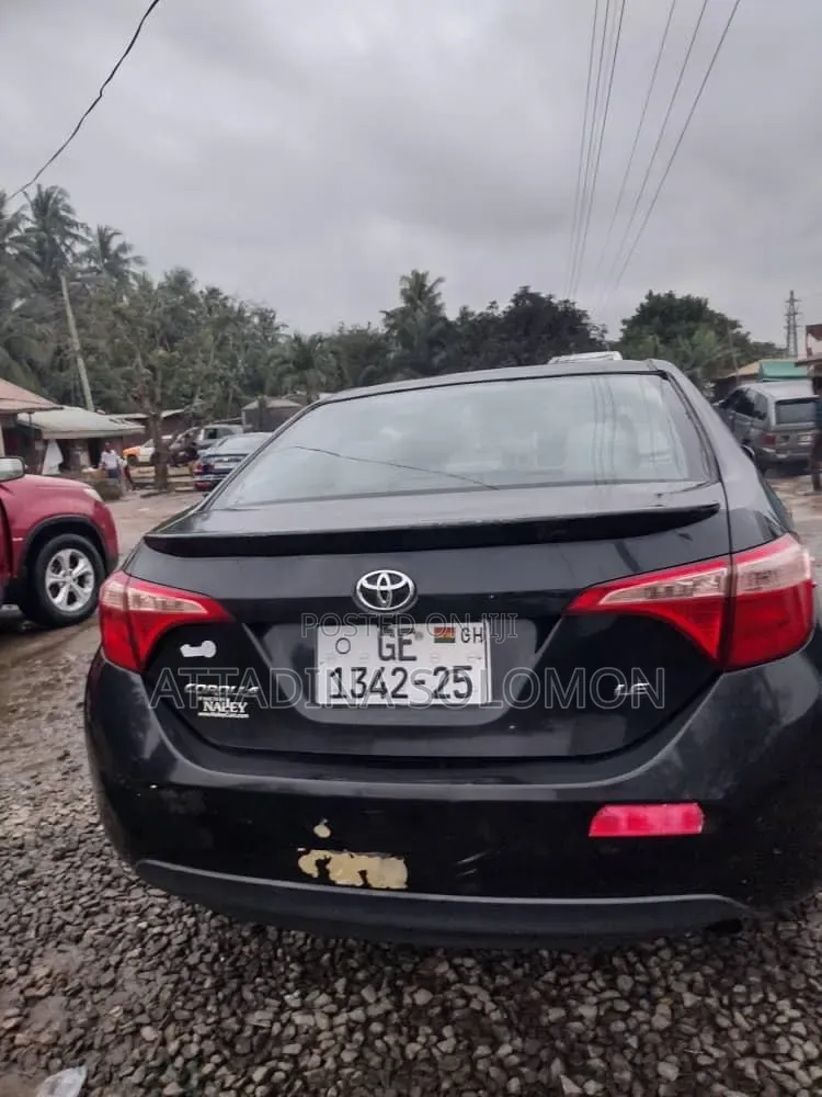 Toyota Corolla 2017 Black