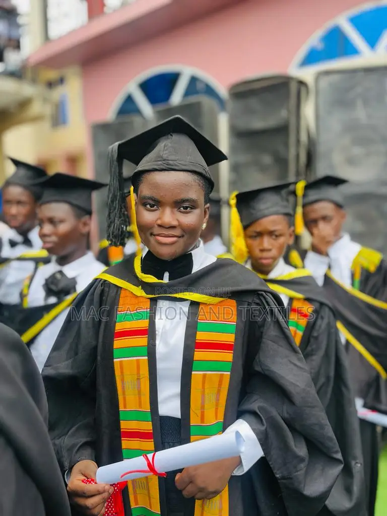 Doctoral Robe and Graduation Gowns