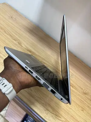 New Laptop HP ProBook 440 G4 8GB Intel Core i7 SSD 128GB