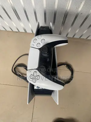 PS5 Standard With 1 Controller and FC 26 for Sale at a Cheap Price