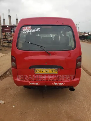 Hyundai H-100 2004 Red