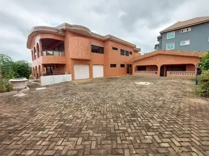 6bdrm Mansion in Nyanmekye for rent