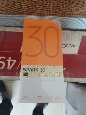 New Tecno Spark 30 Pro 256 GB Gold