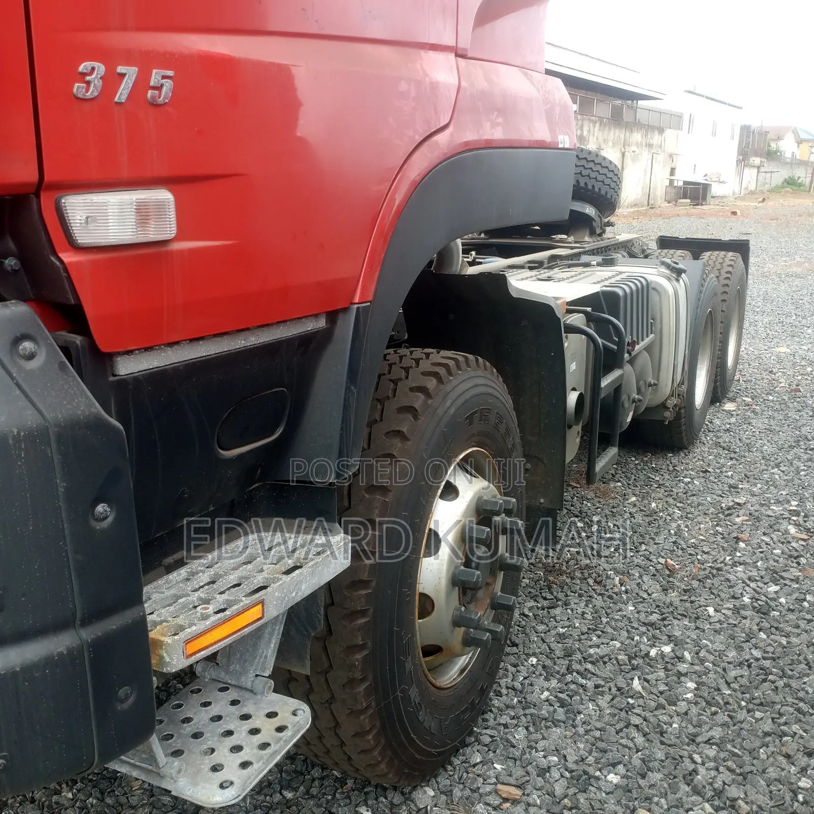 Brand New Dongfeng 375 6x4 Tractor Head