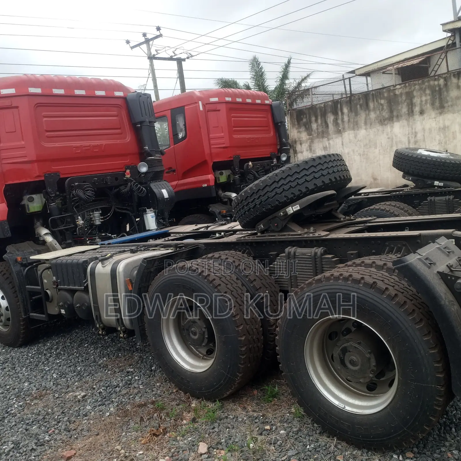 Brand New Dongfeng 375 6x4 Tractor Head