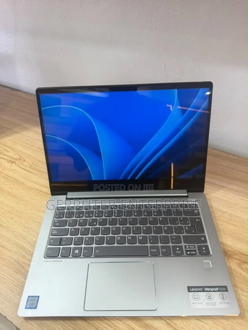 New Laptop Lenovo IdeaPad 530S 8GB Intel Core i7 SSD 256GB
