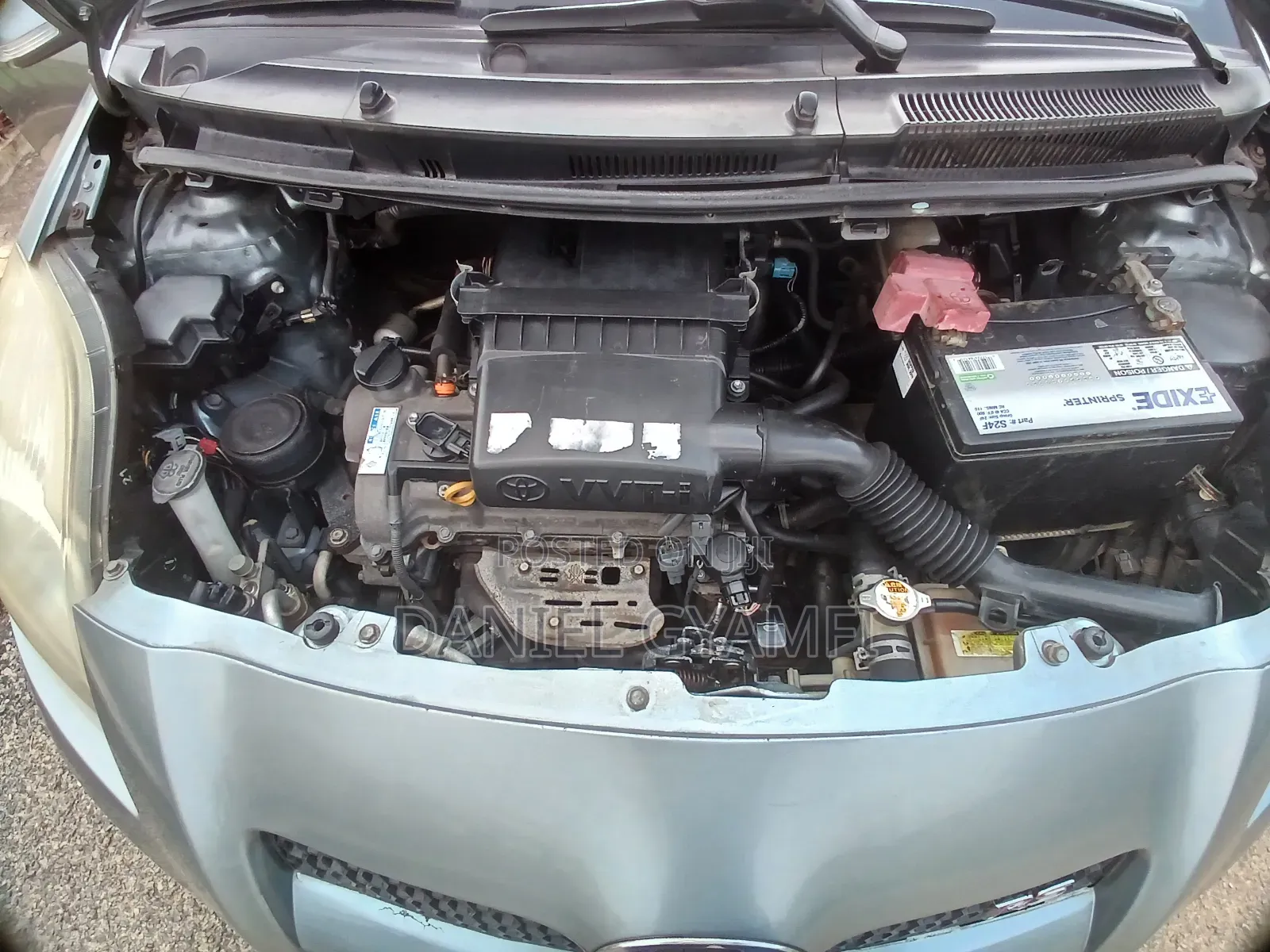 Toyota Vitz 2009 Green