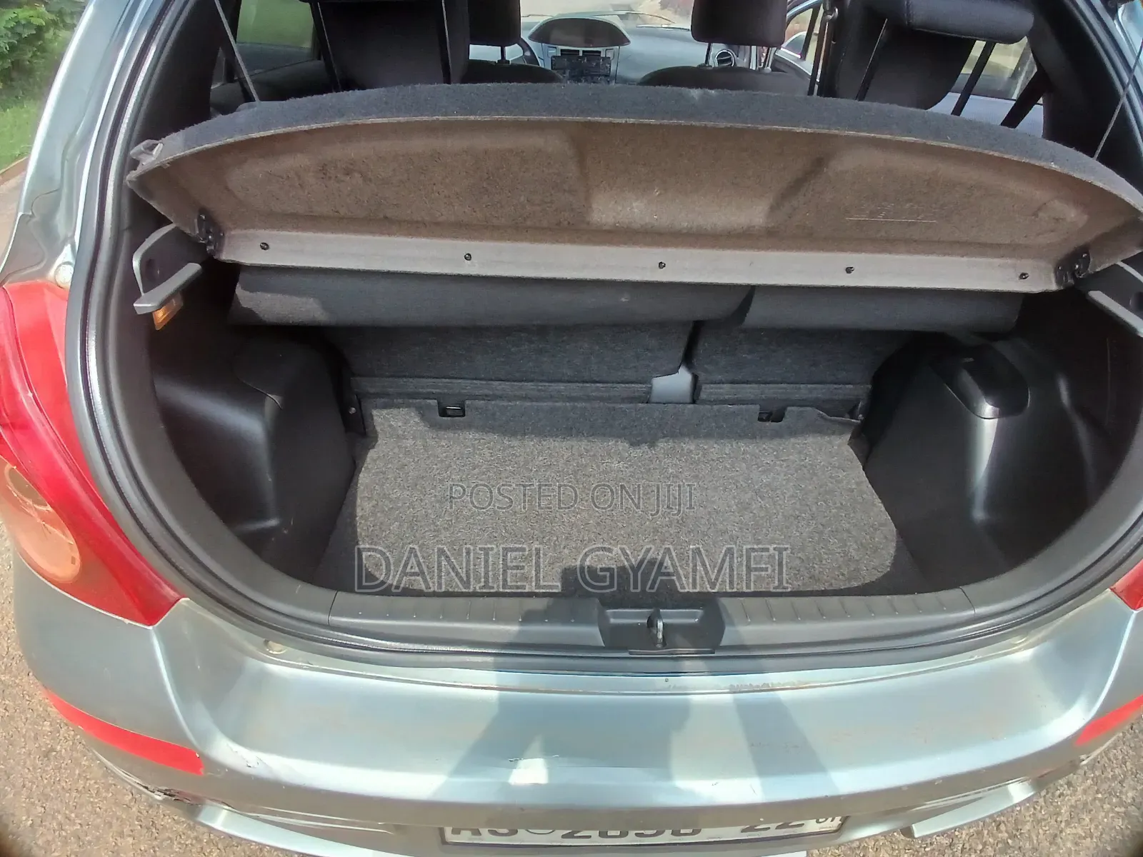 Toyota Vitz 2009 Green