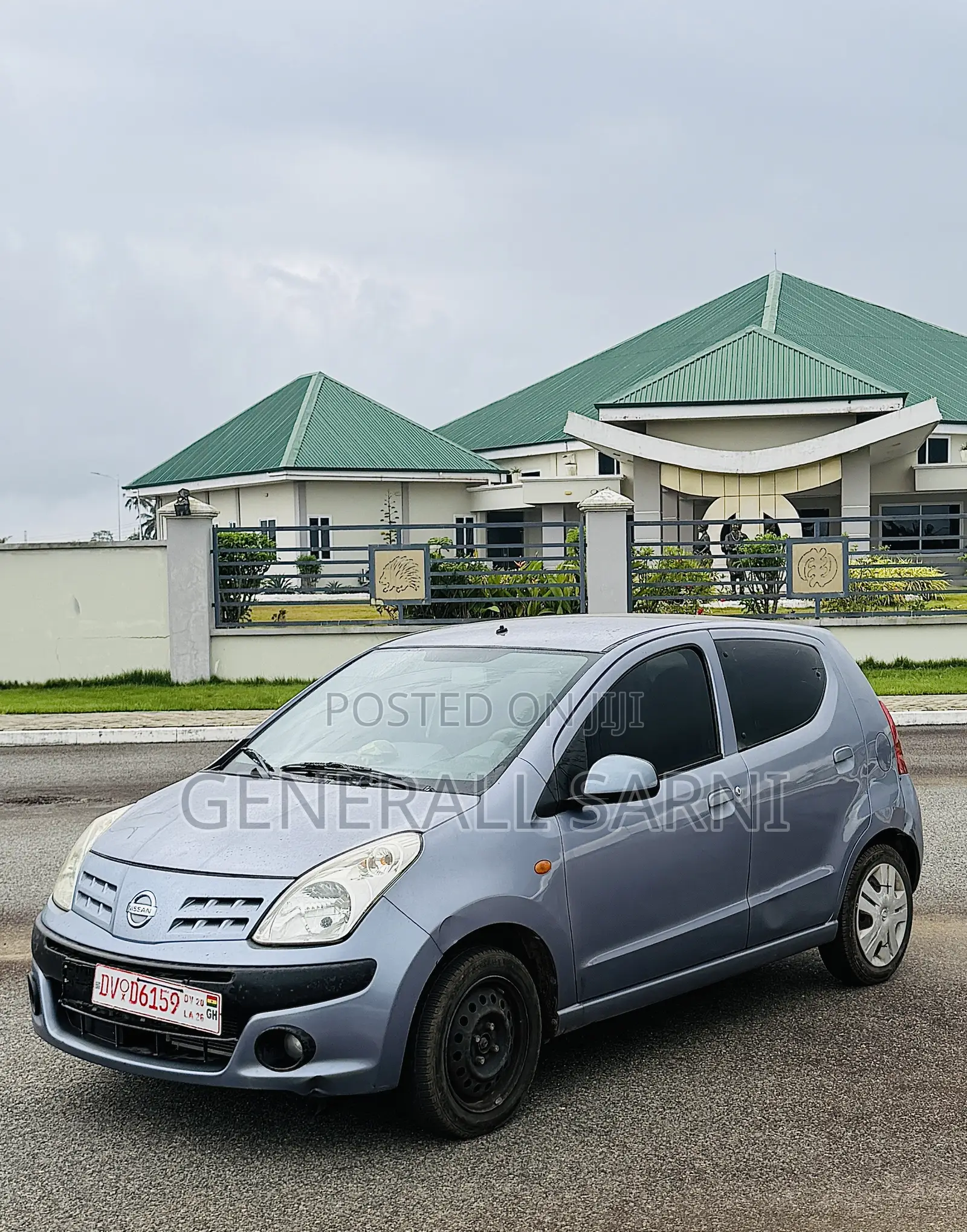 Nissan Pixo 1.0 FWD 2011 Gray