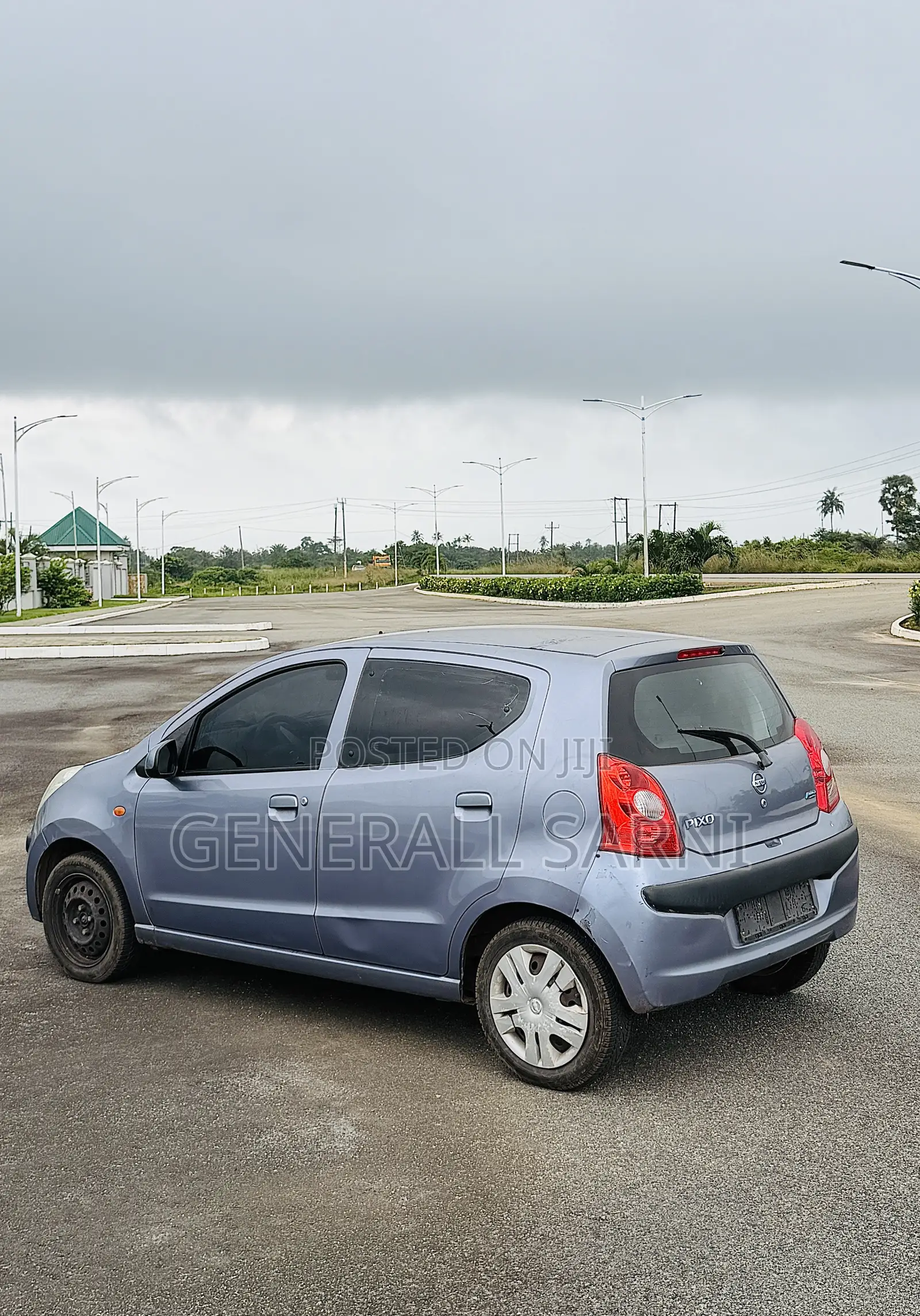Nissan Pixo 1.0 FWD 2011 Gray