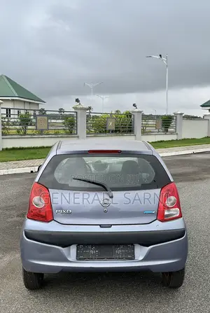 Nissan Pixo 1.0 FWD 2011 Gray