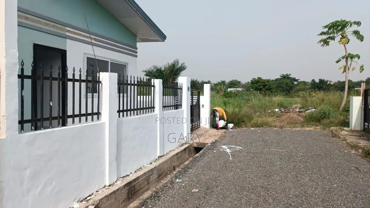 2bdrm House in Rehoboth Estate, Danfa for rent