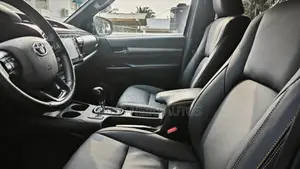 Toyota Hilux Revo Double Cab Deisel 2.4 RWD 2022 Green