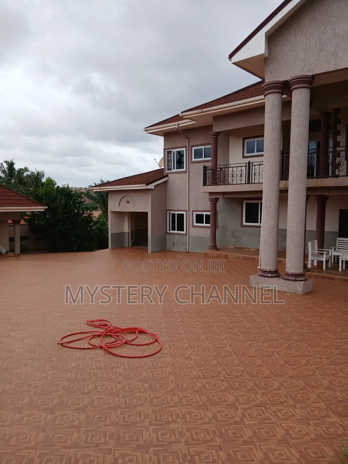 5bdrm House in Darkopropeeties, Kumasi Metropolitan for sale