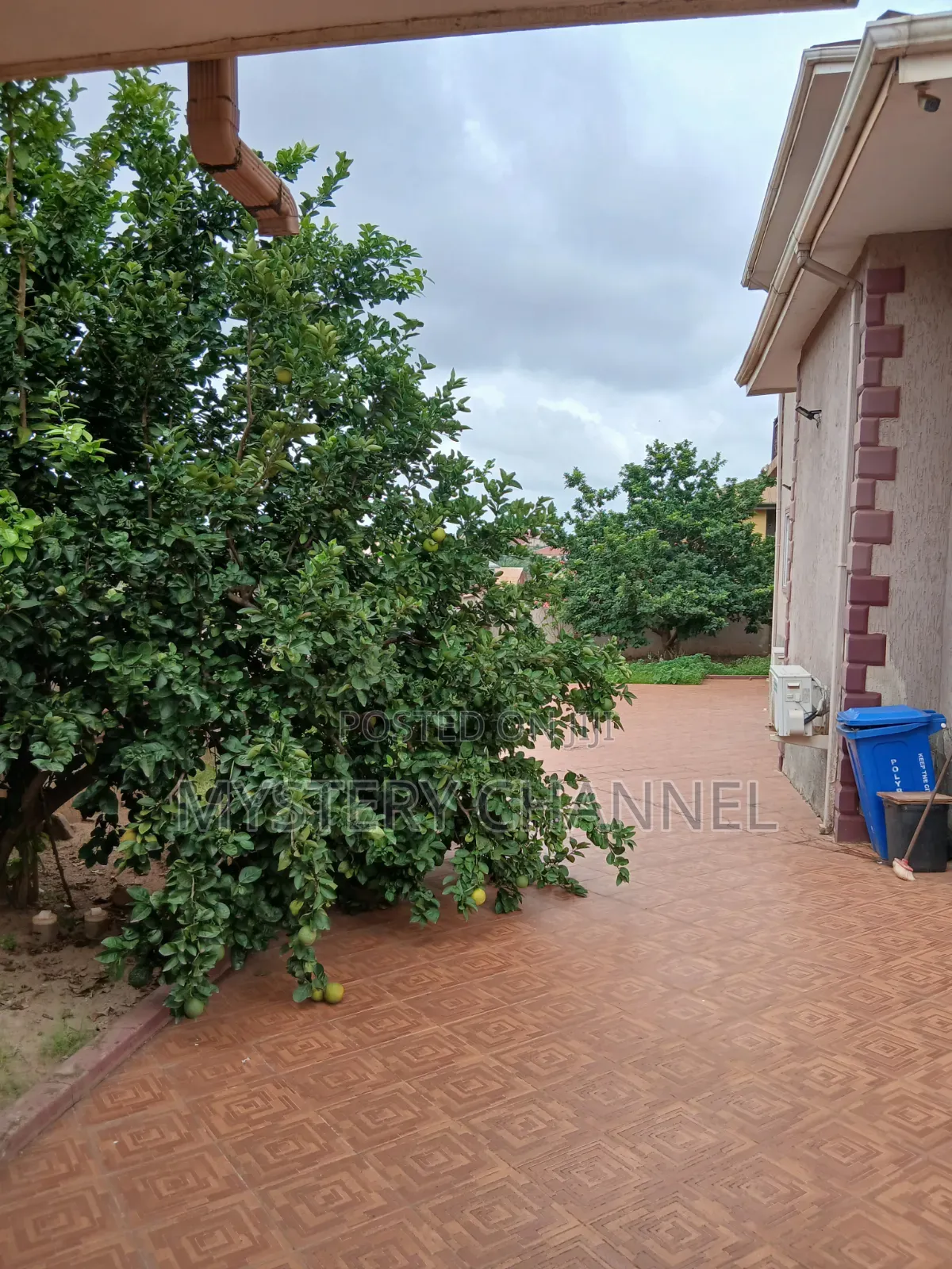 5bdrm House in Darkopropeeties, Kumasi Metropolitan for sale