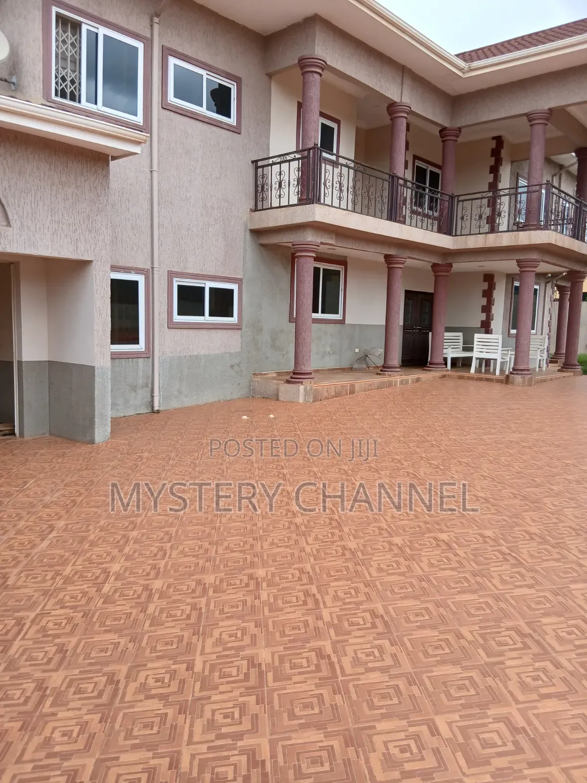 5bdrm House in Darkopropeeties, Kumasi Metropolitan for sale