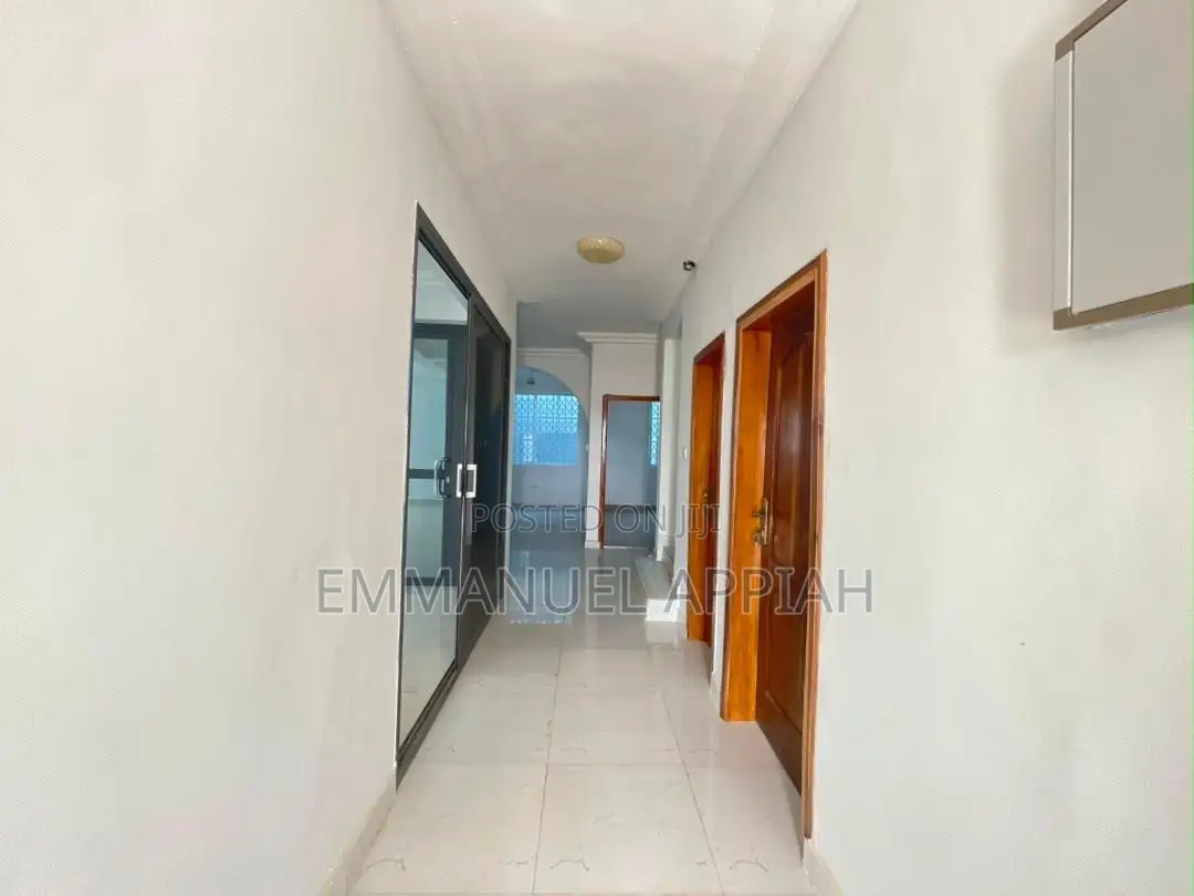 5bdrm Duplex in Ofankor Hills, Accra Metropolitan for rent