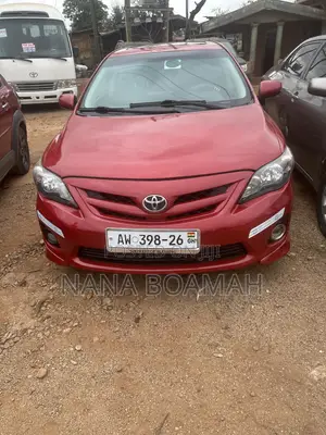 Toyota Corolla 2013 Red