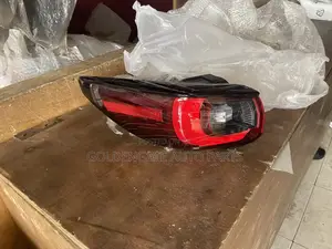 Mazda CX-5 22 to 25 Tail Light