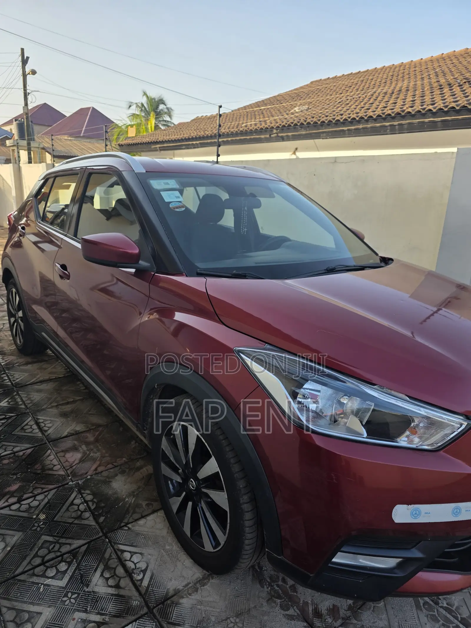 Nissan Kicks S 2019 Red