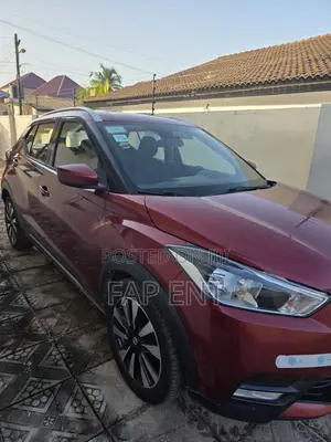 Nissan Kicks S 2019 Red