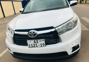 Toyota Highlander XLE V6 4x2 (3.5L 6cyl 6A) 2016 White