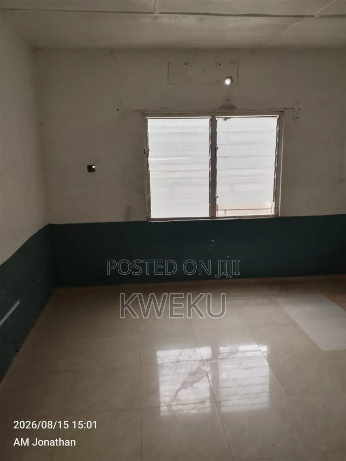 1bdrm Apartment in Estate Agentcy, Baatsona Total for rent