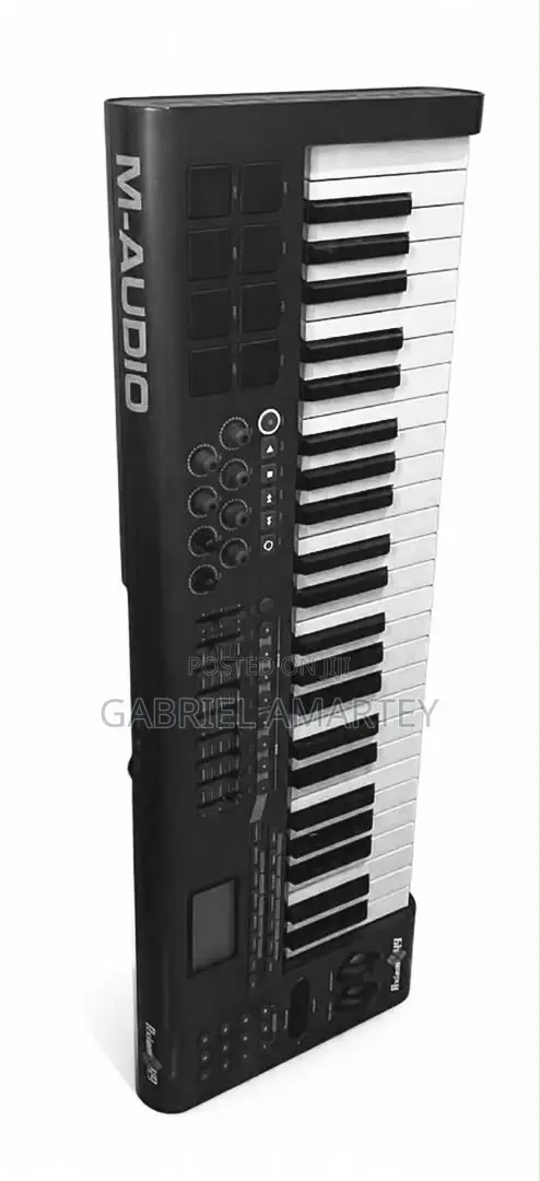 M Audio Axiom 49