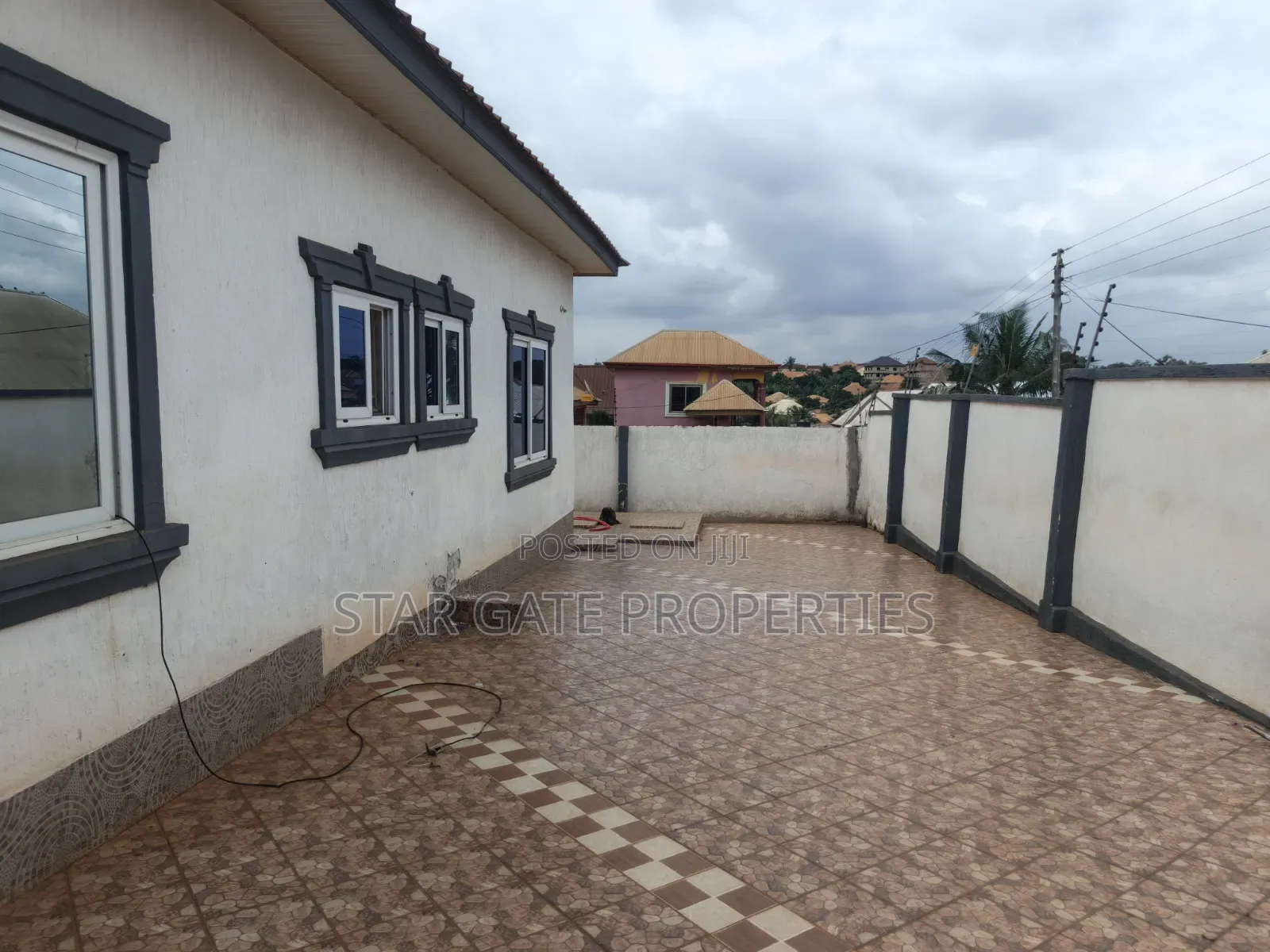 4bdrm House in Santasi Ampabame, Kumasi Metropolitan for sale