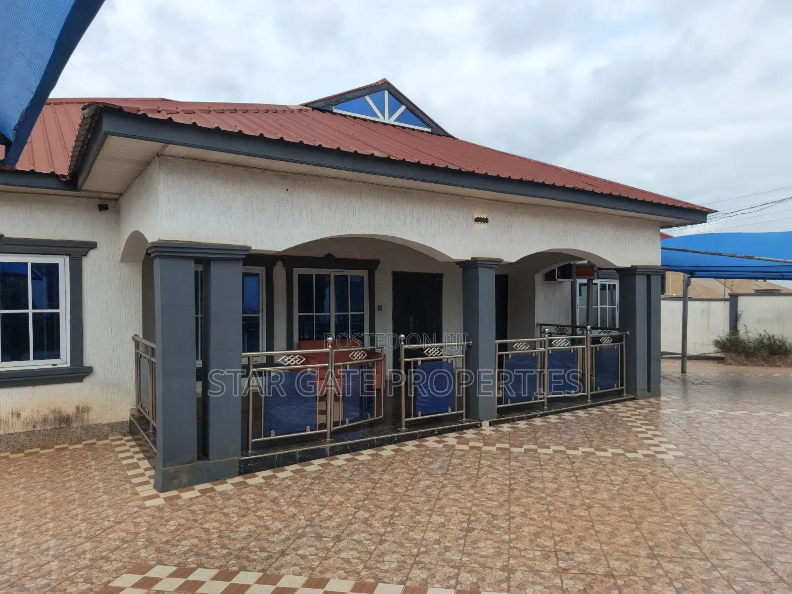 4bdrm House in Santasi Ampabame, Kumasi Metropolitan for sale