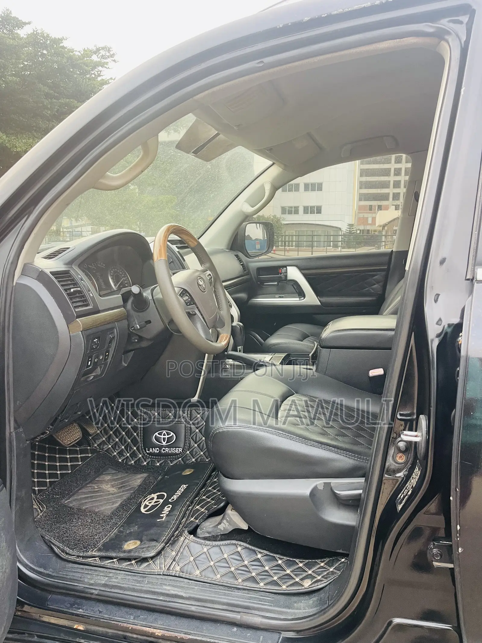 Toyota Land Cruiser 2013 Black