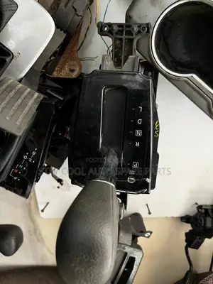 Nissan Sentra Automatic Gear Lever