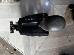 Nissan Sentra Automatic Gear Lever